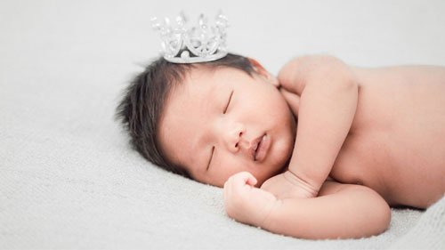 160+ Noble Baby Names - Majestic Monikers